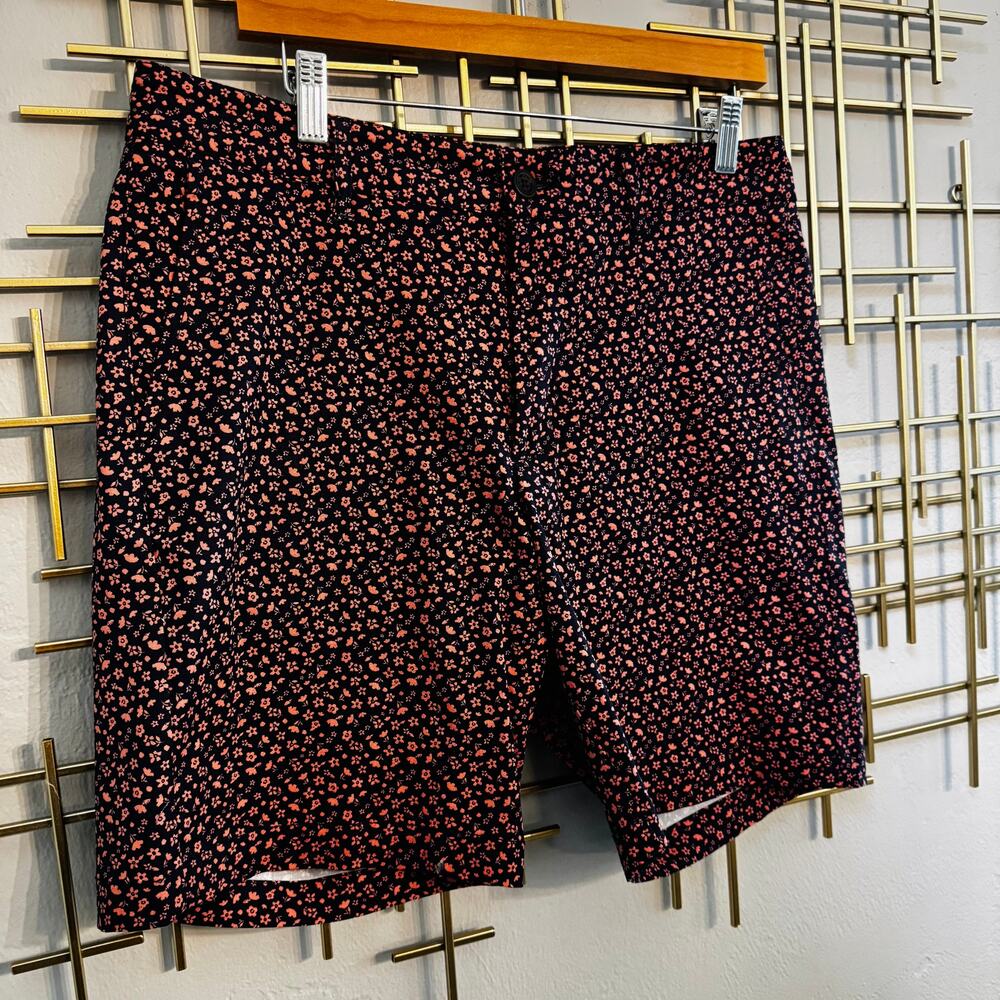 Ben Sherman Floral Print Stretch Chino Shorts Navy Pink Men's Size 32